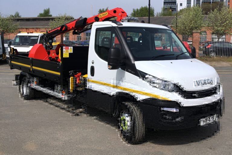 7.5 Tonne Grab Wagons, Tipper Grabs and Crane Tippers for Hire